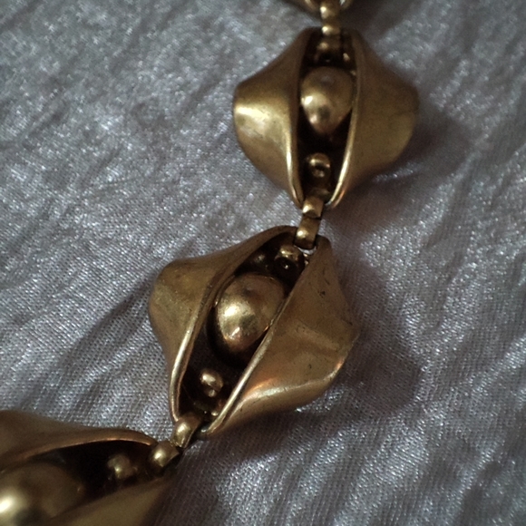 J Crew Pea in a Pod Fortune Cookie Oxidized Brass Metal Necklace Signed - Picture 8 of 14